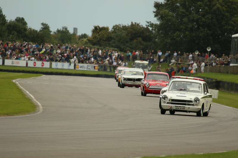 Illustration for article titled The Vintage Racing At The Goodwood Revival Is Simply The Best